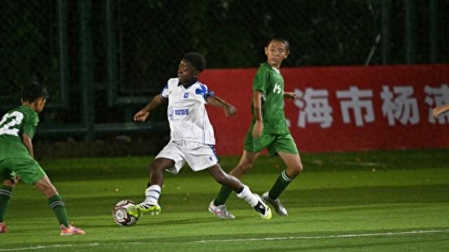 绿茵逐梦架友谊之桥！第11届“白洋淀杯”上海国际少年足球赛开赛