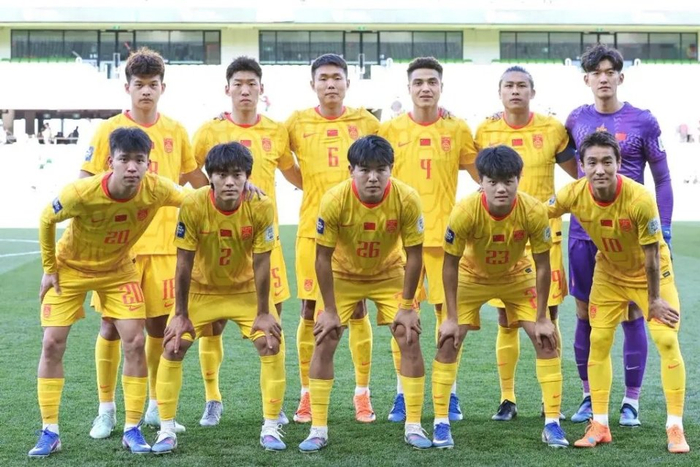 董路：我干了中国足球几十年没人敢干的事！国足没必要去踢世界杯 丢脸