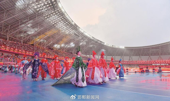 青春回来了！——2026邯郸U18青少年足球挑战赛开幕式侧记
