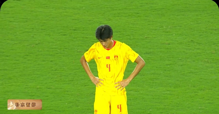 中国U17逆转勒沃库森！各界足球名宿深度点评，董路点评一针见血